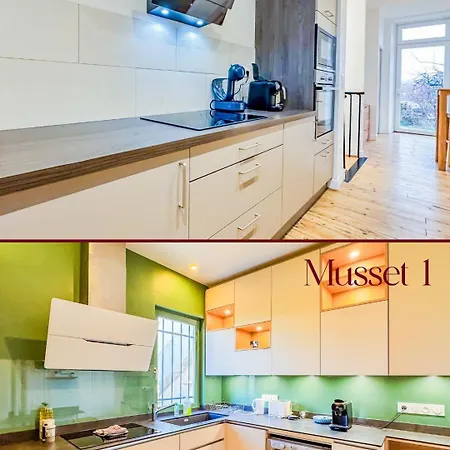 Deux Hebergements A Proximite Pour Un Groupe De 12 Personnes